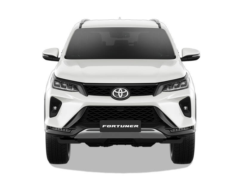 Toyota Fortuner SUV for Umrah taxi in Saudi Arabia